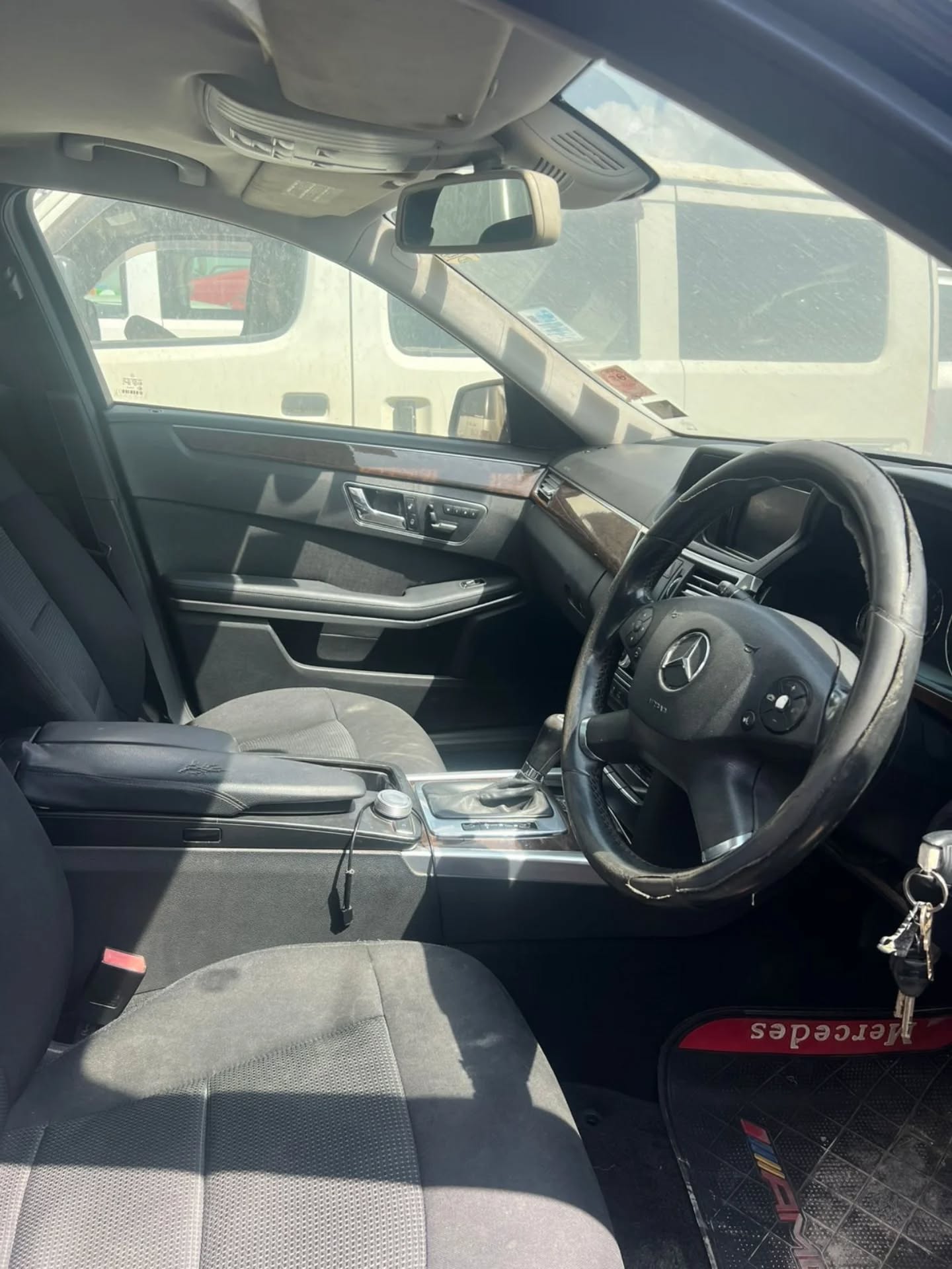 Mercedes E-Class image 10